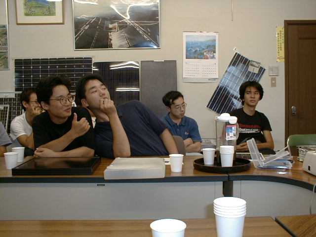 �`�u�ނނ��d�v
�a�u����͕�����܂�����v
�b�u�d�d�v
�c�u���B���Ă񂾂�I�v